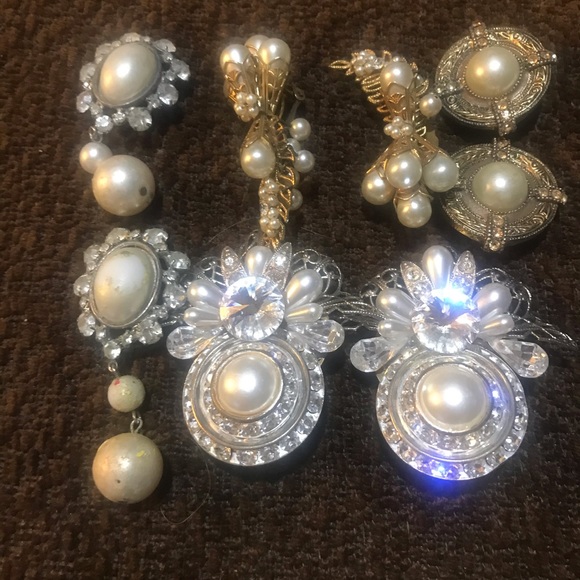 Clip Pearl Earrings Bundle of Four Pair 1” to 2” - Picture 7 of 13